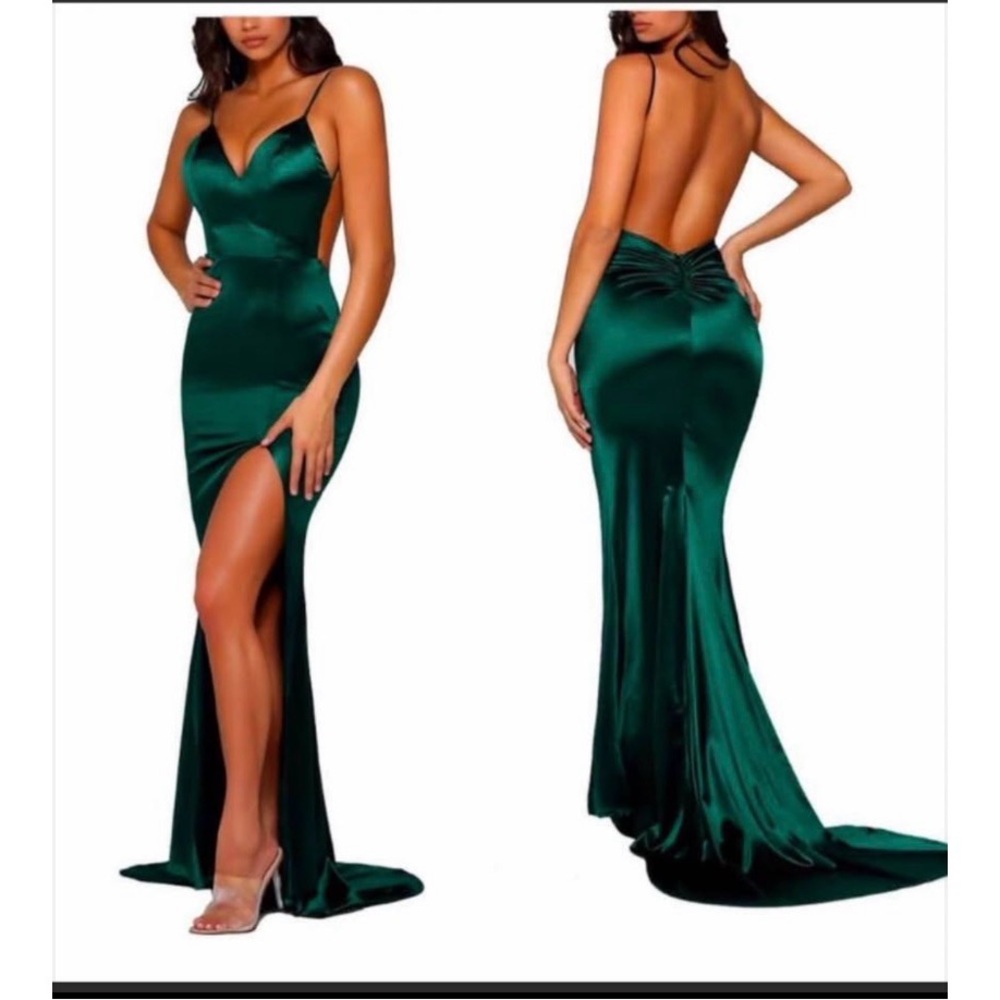 Portia & Scarlett gown in emerald green size 0-2